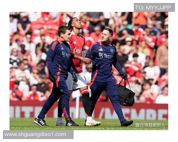 英超激战波尔图完胜曼联绝杀时刻引发全场狂欢分析